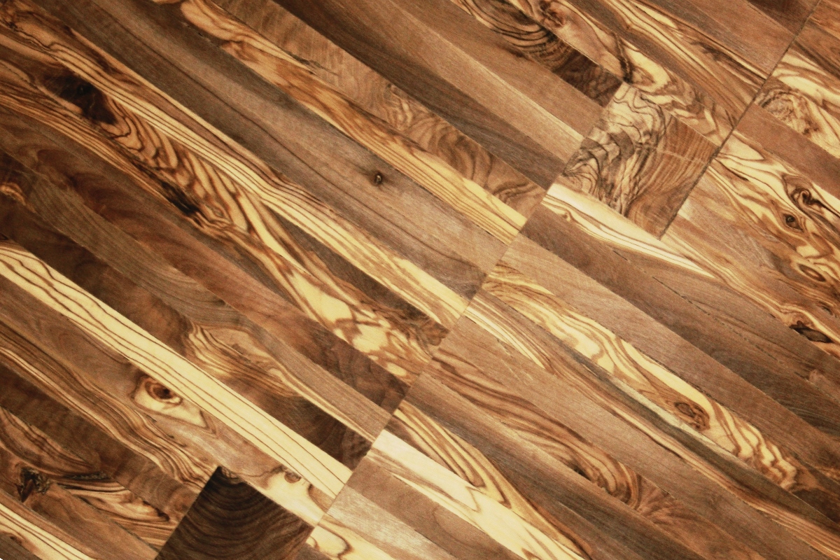 parquet industrial de madera de olivo no lijado madera cruda