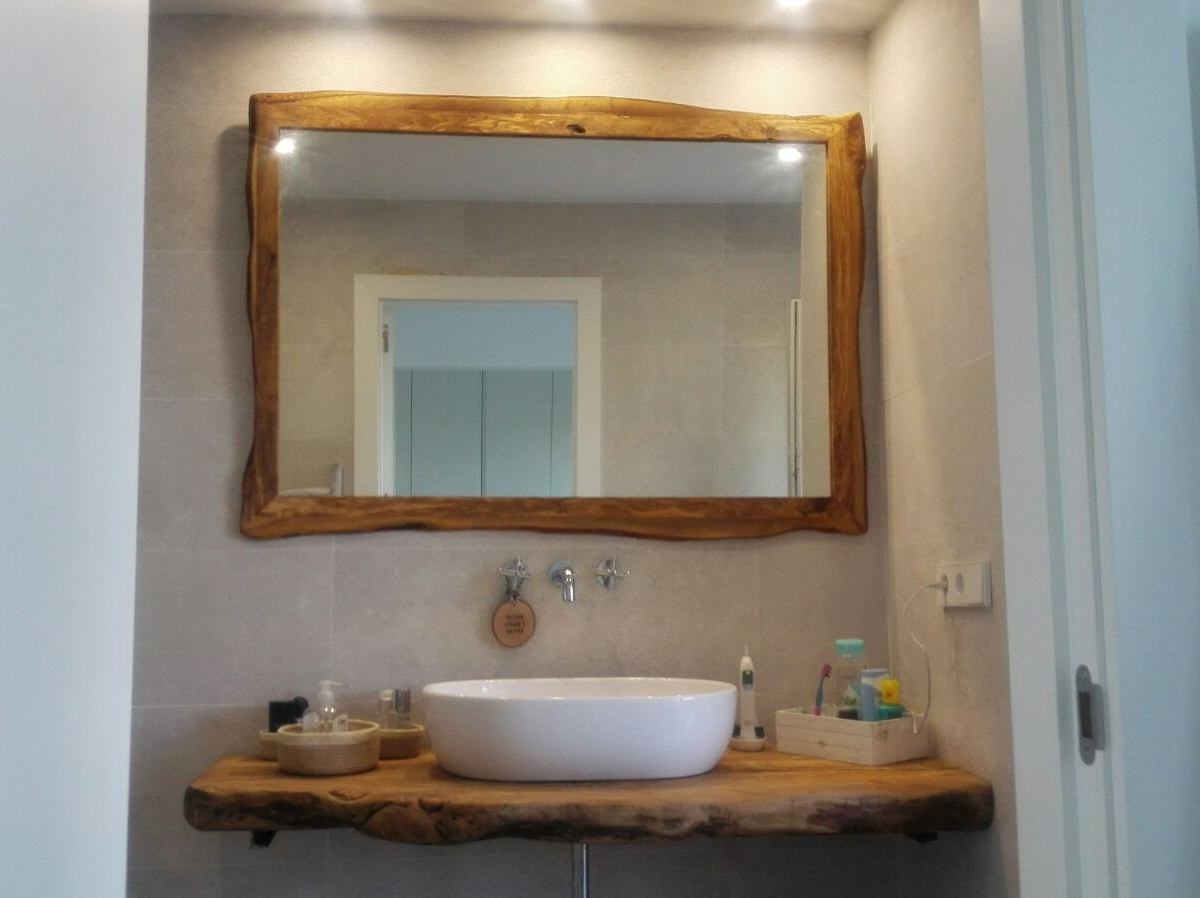 encimera de baño de madera de olivo